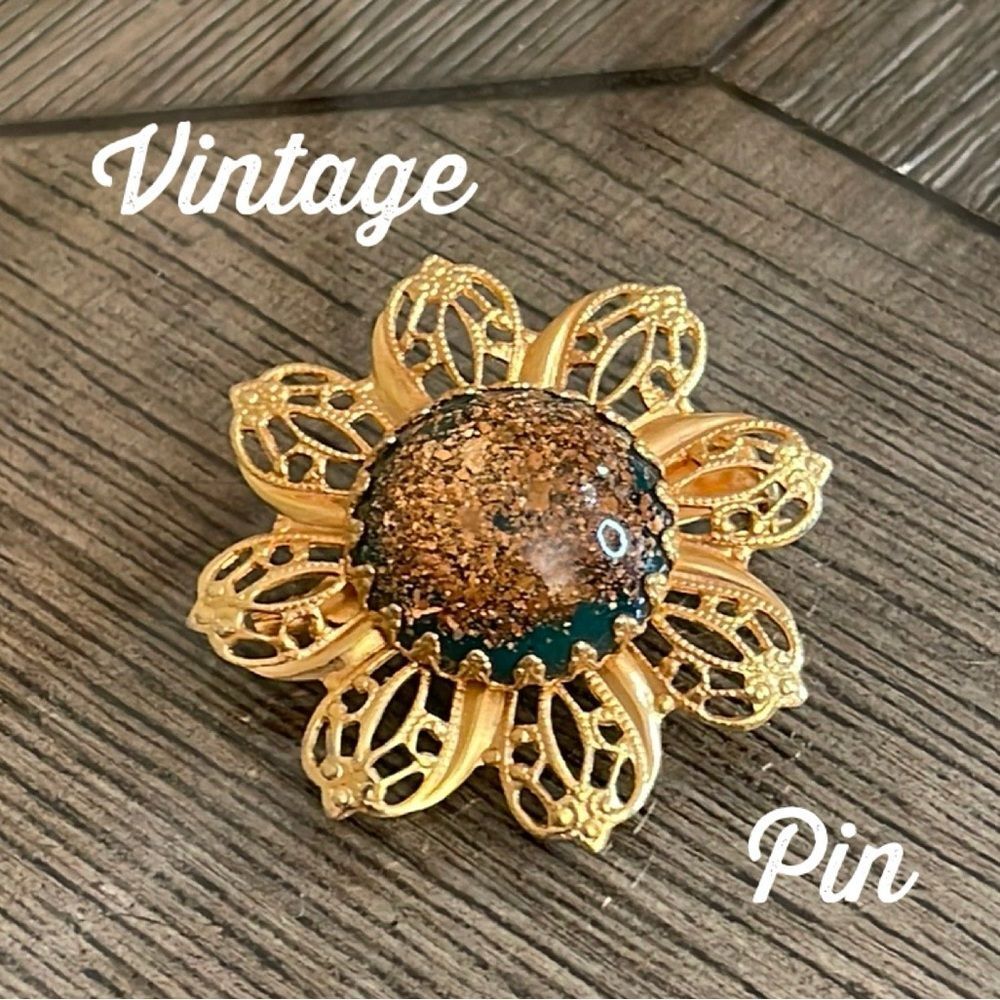 Vintage Flower Pin with Rainbowflake Like Center, Filigree Design